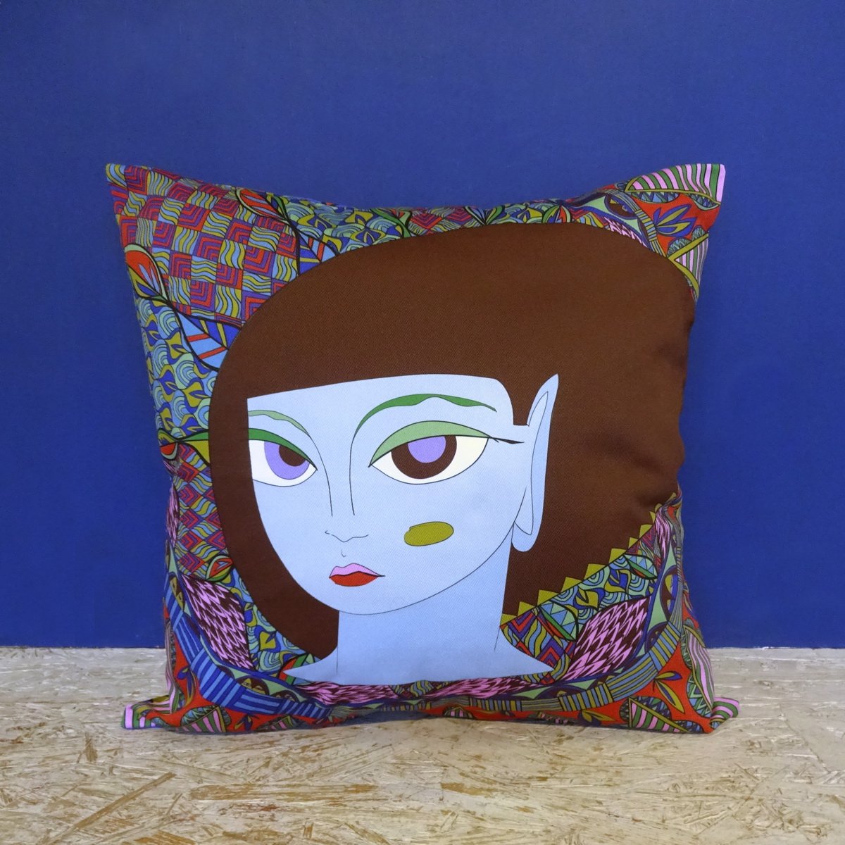 Iona 18 x 18 inch cushion front